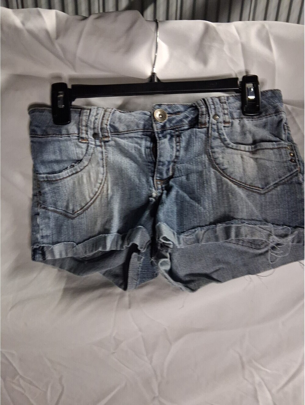 Junior women’s LEI Stretch Fringe Ashley Denim Jeans Shorts Size 5 K2